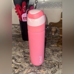 Cirkul StrawSip Flip Water Bottle